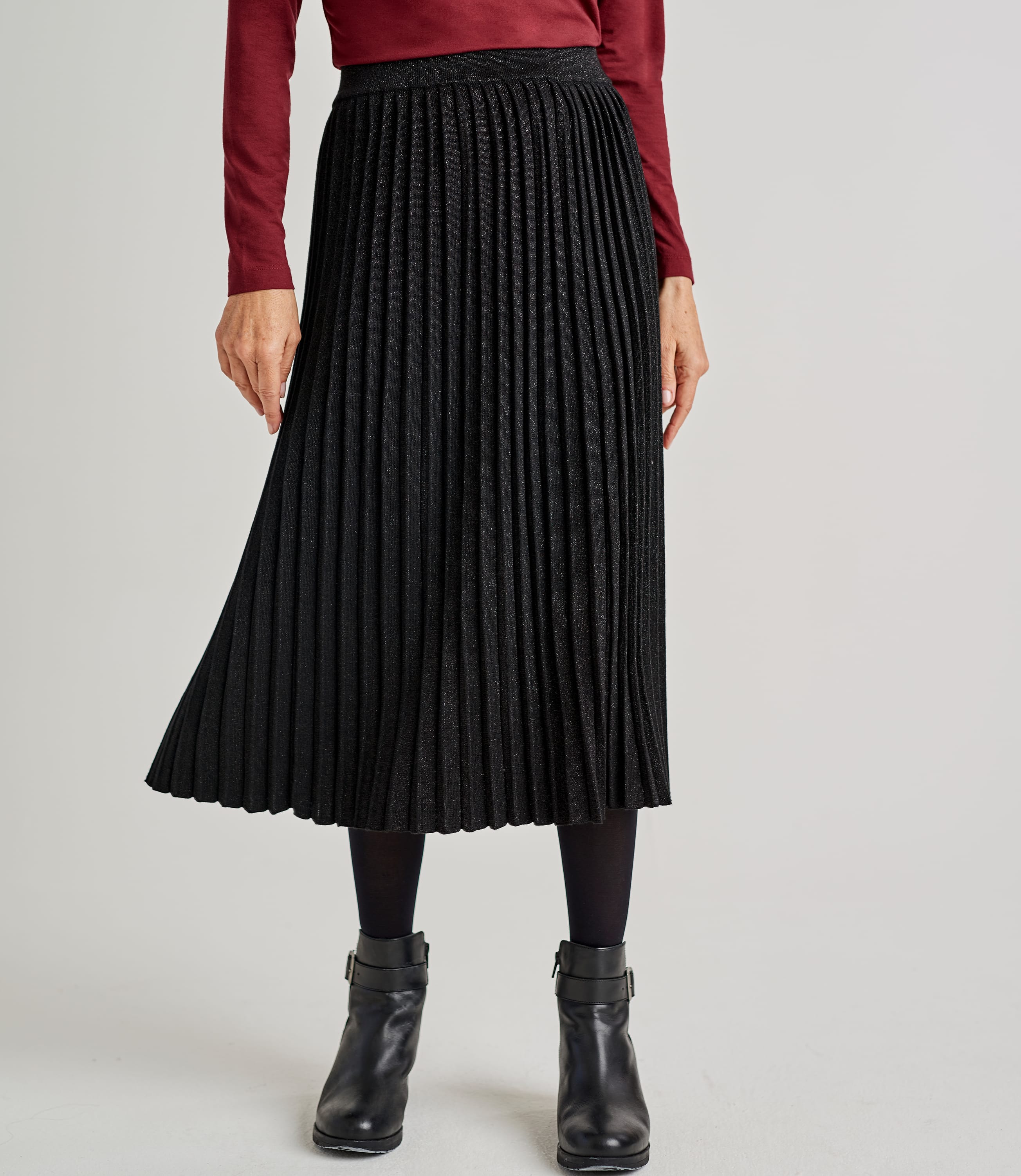 Black Sparkle | Womens Cotton Blend Lurex Pleat Skirt | WoolOvers US