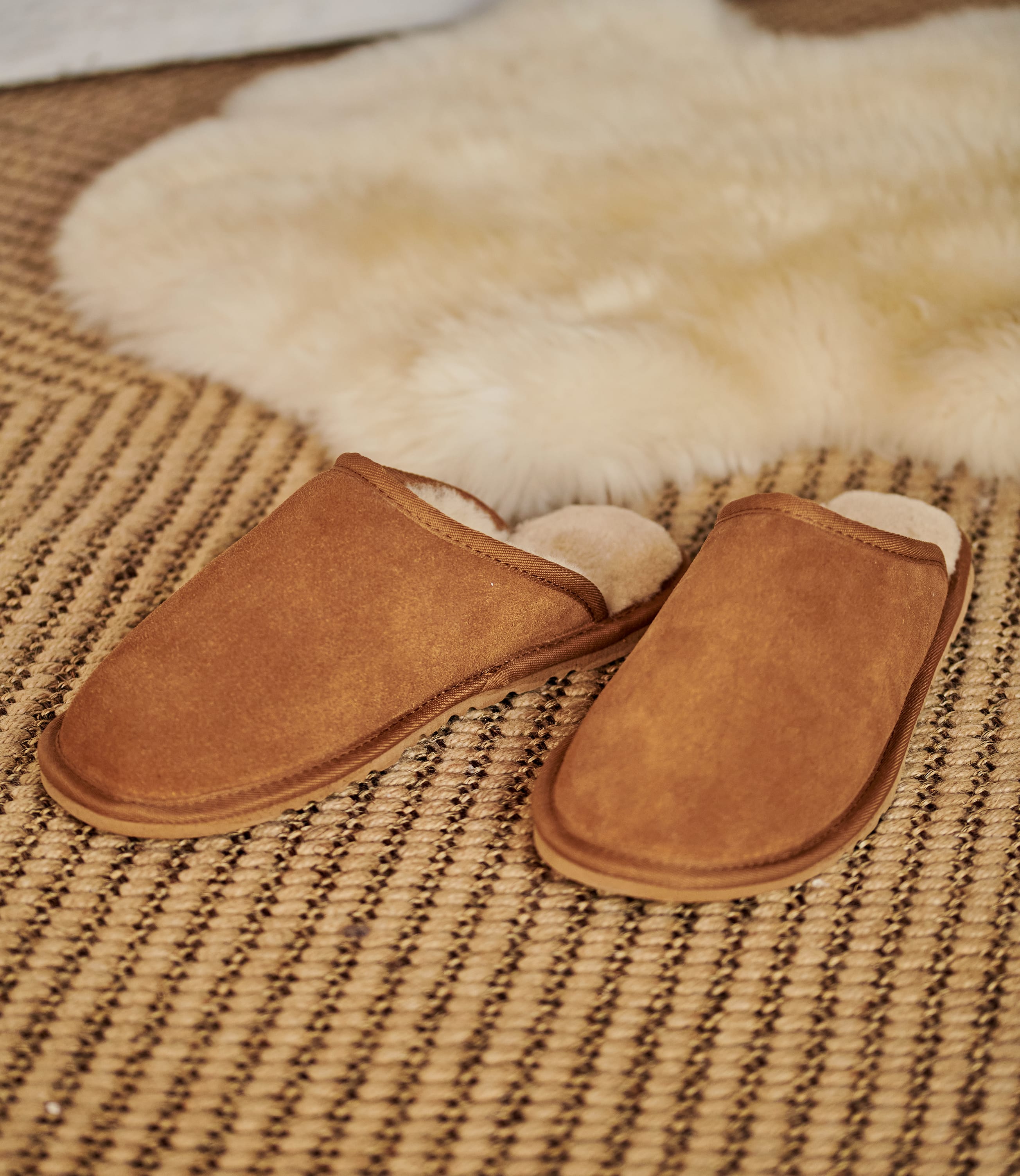 lambswool slippers mens