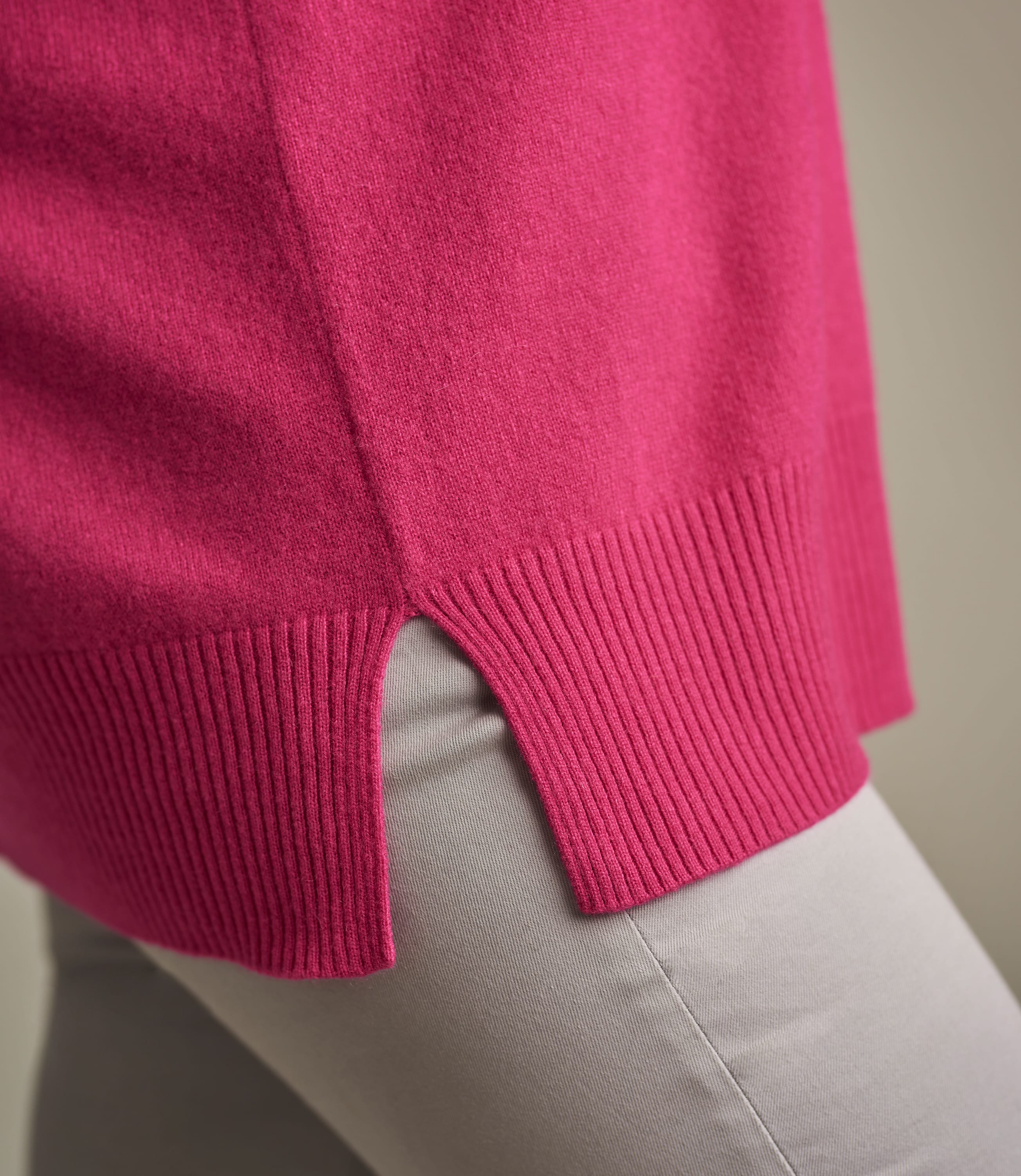 Fuchsia Pink Womens Luxurious Pure Cashmere Boat Neck Jumper