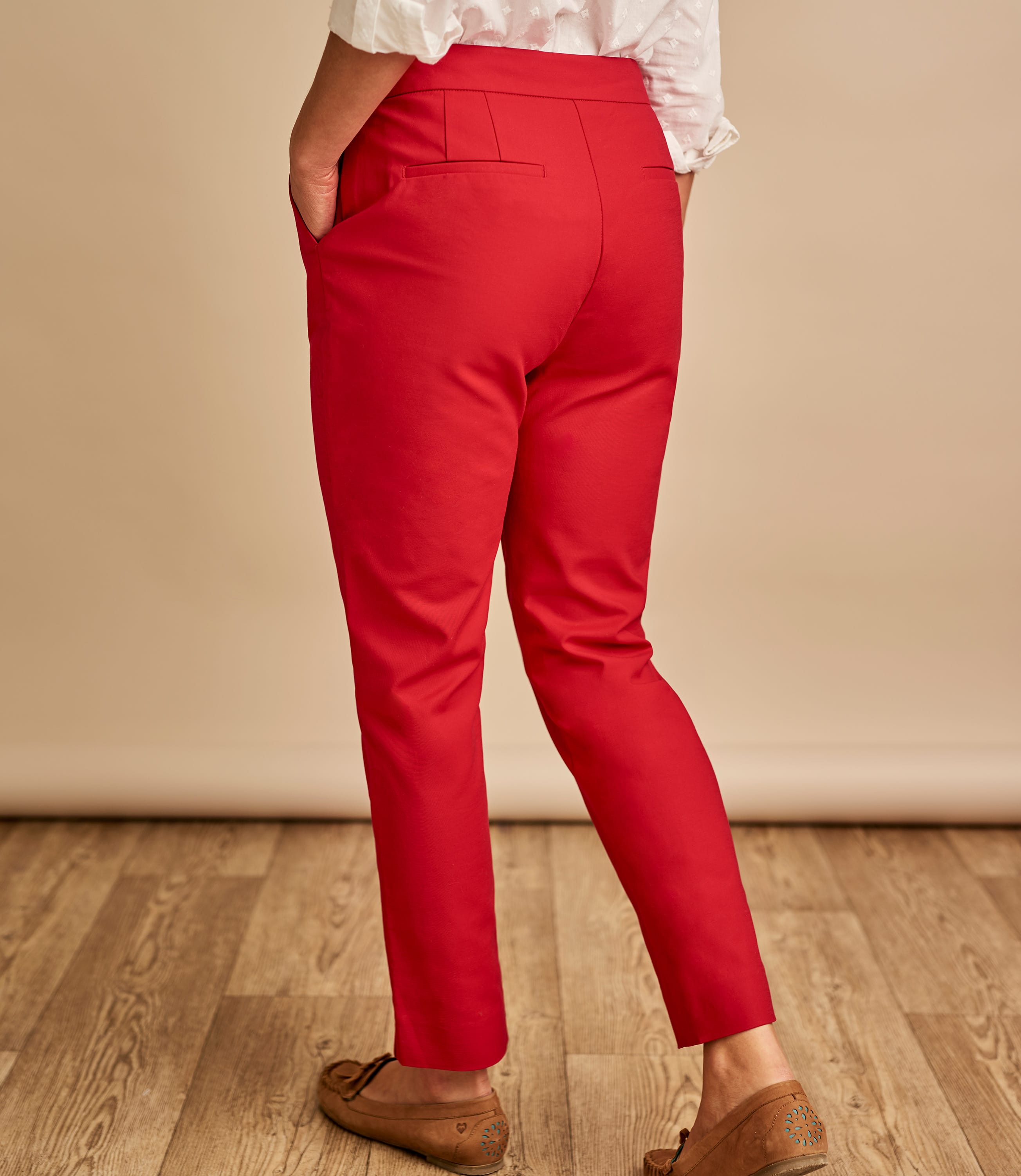 Cherry 98% Cotton 2% Elastane | Classic Stretch Straight Leg Pant