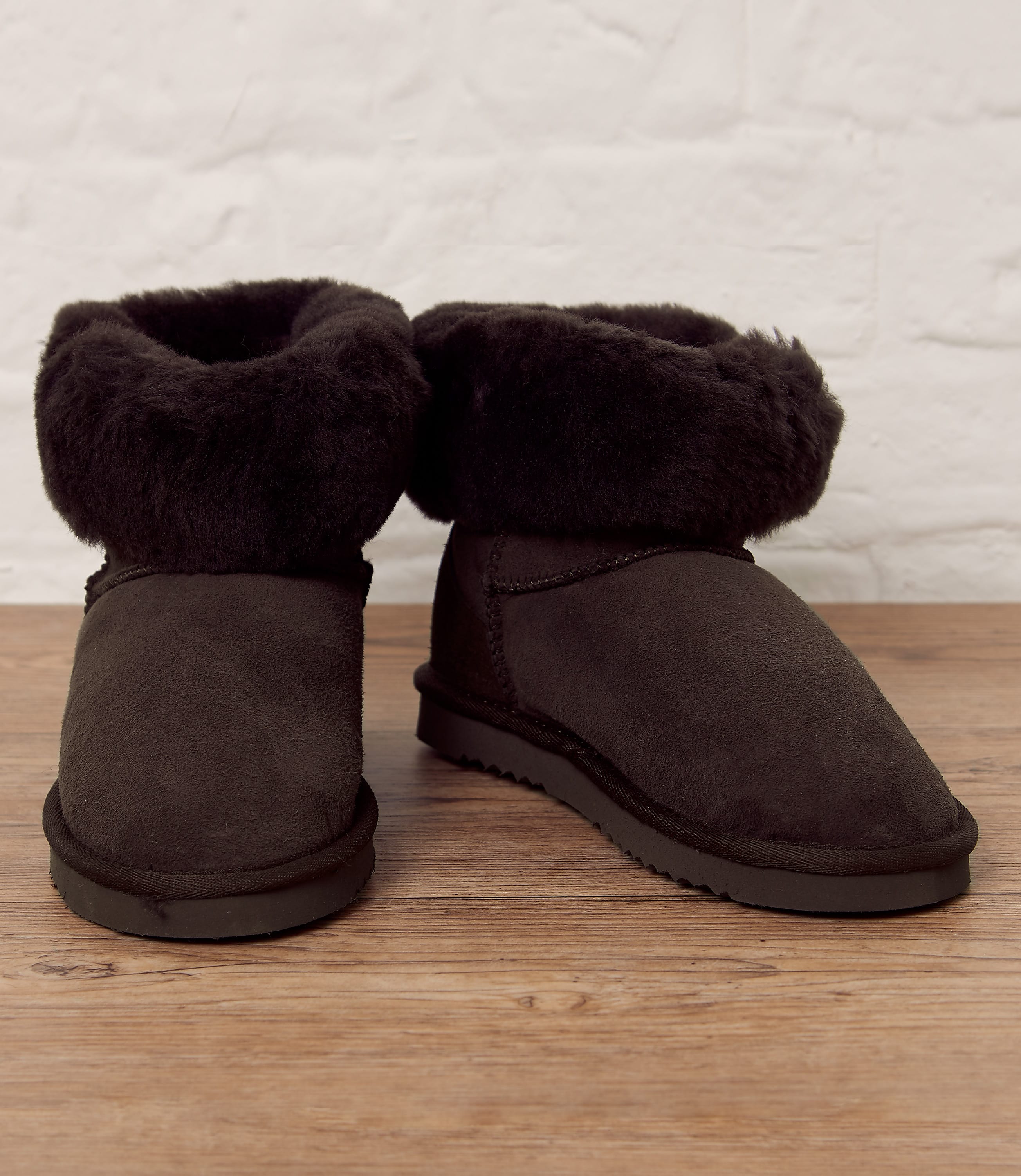 Chocolate | Womens Sheepskin Roll Down Boots | WoolOvers UK