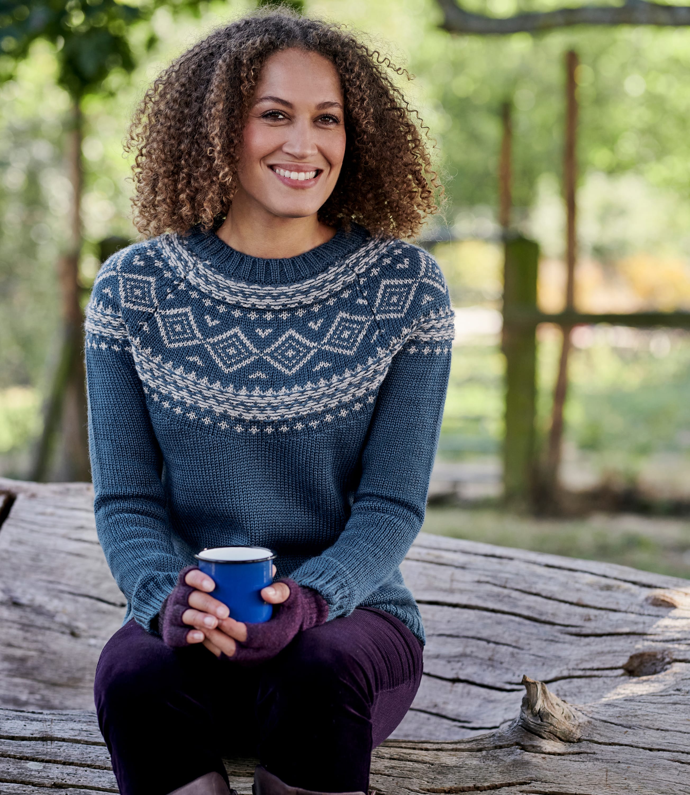 Peacock Navy/Oatmeal | Womens Chunky Fairisle Jumper | WoolOvers UK