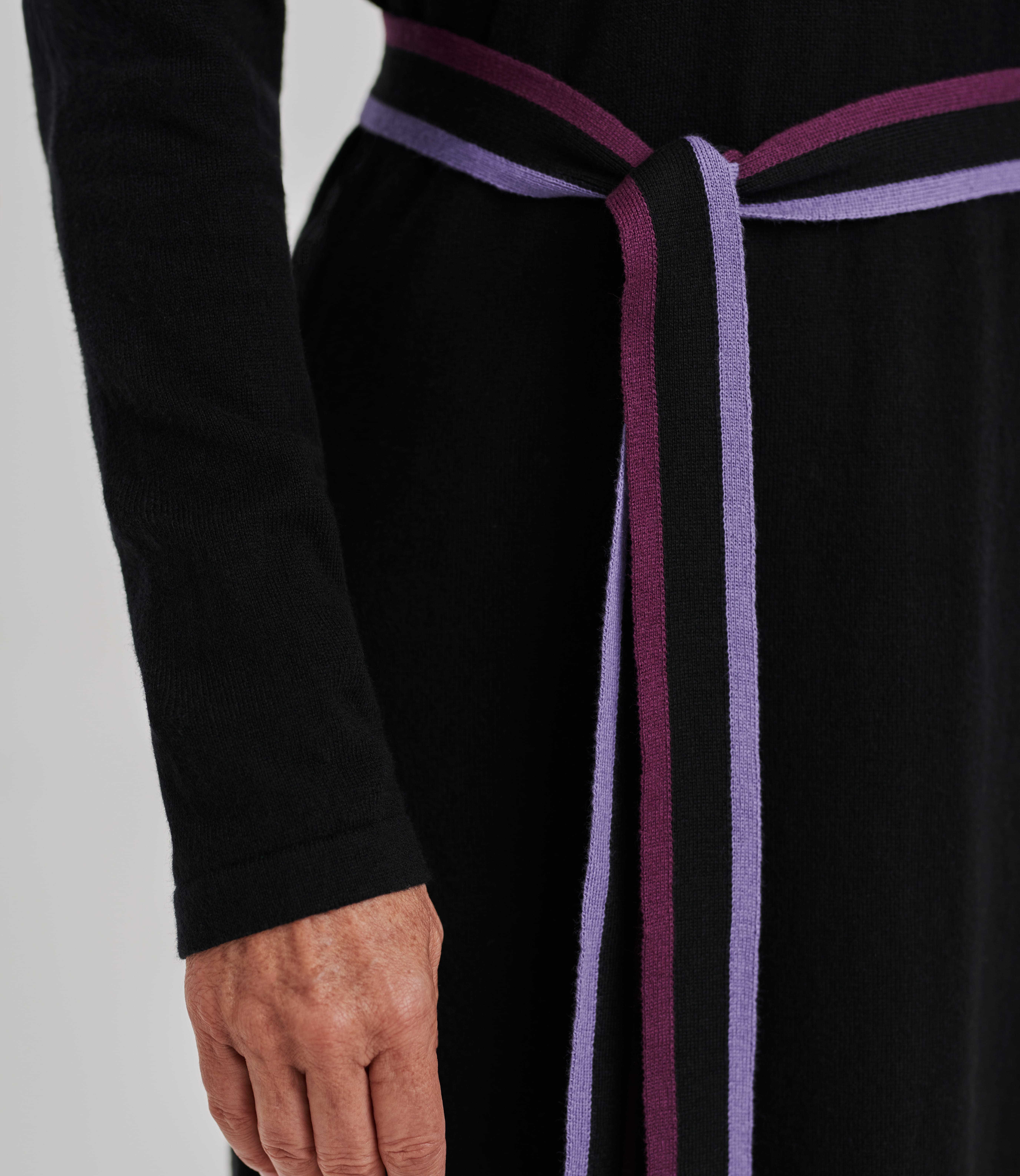 knitted dress with belt