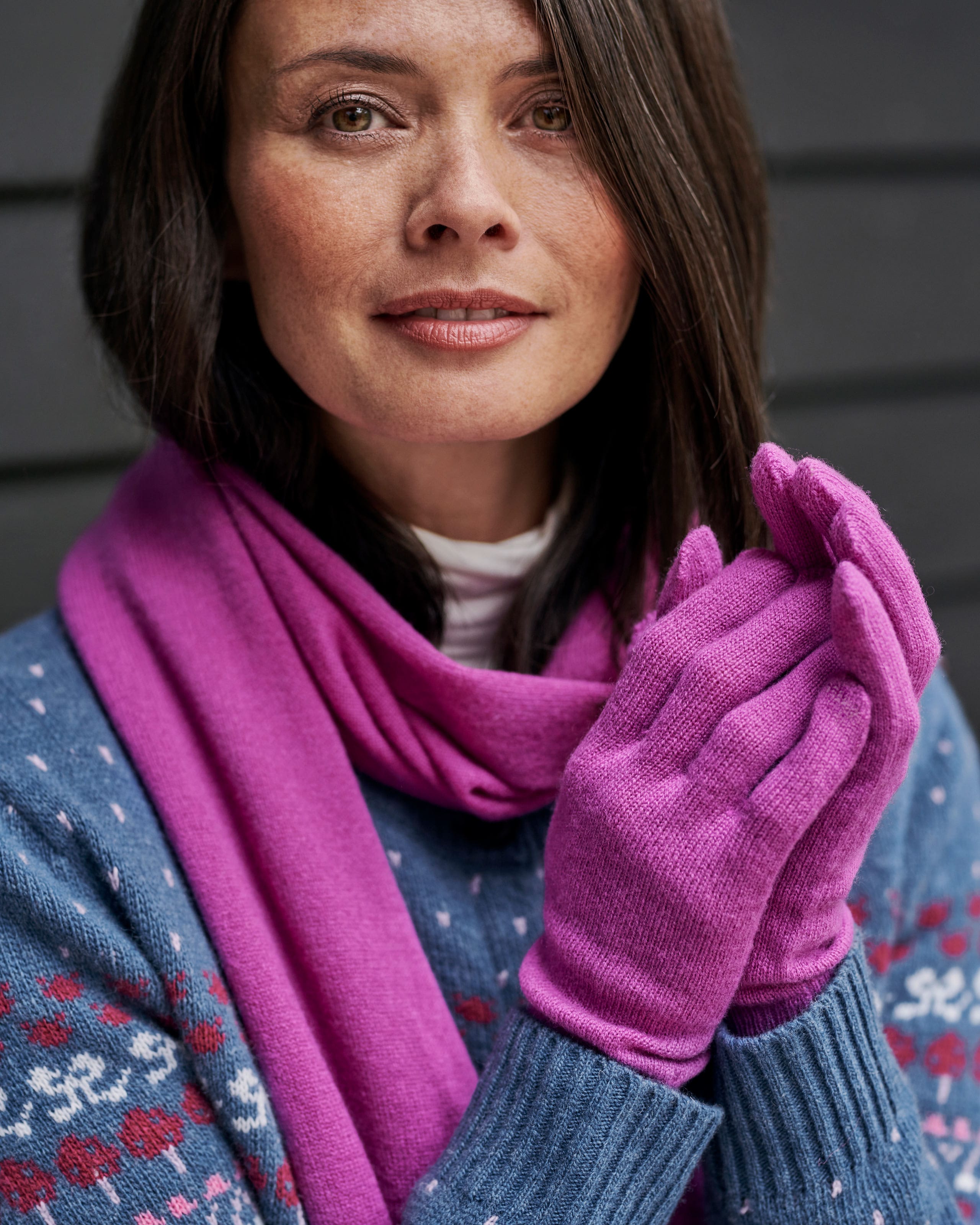 Berry Womens Classic Cashmere & Merino Gloves WoolOvers US