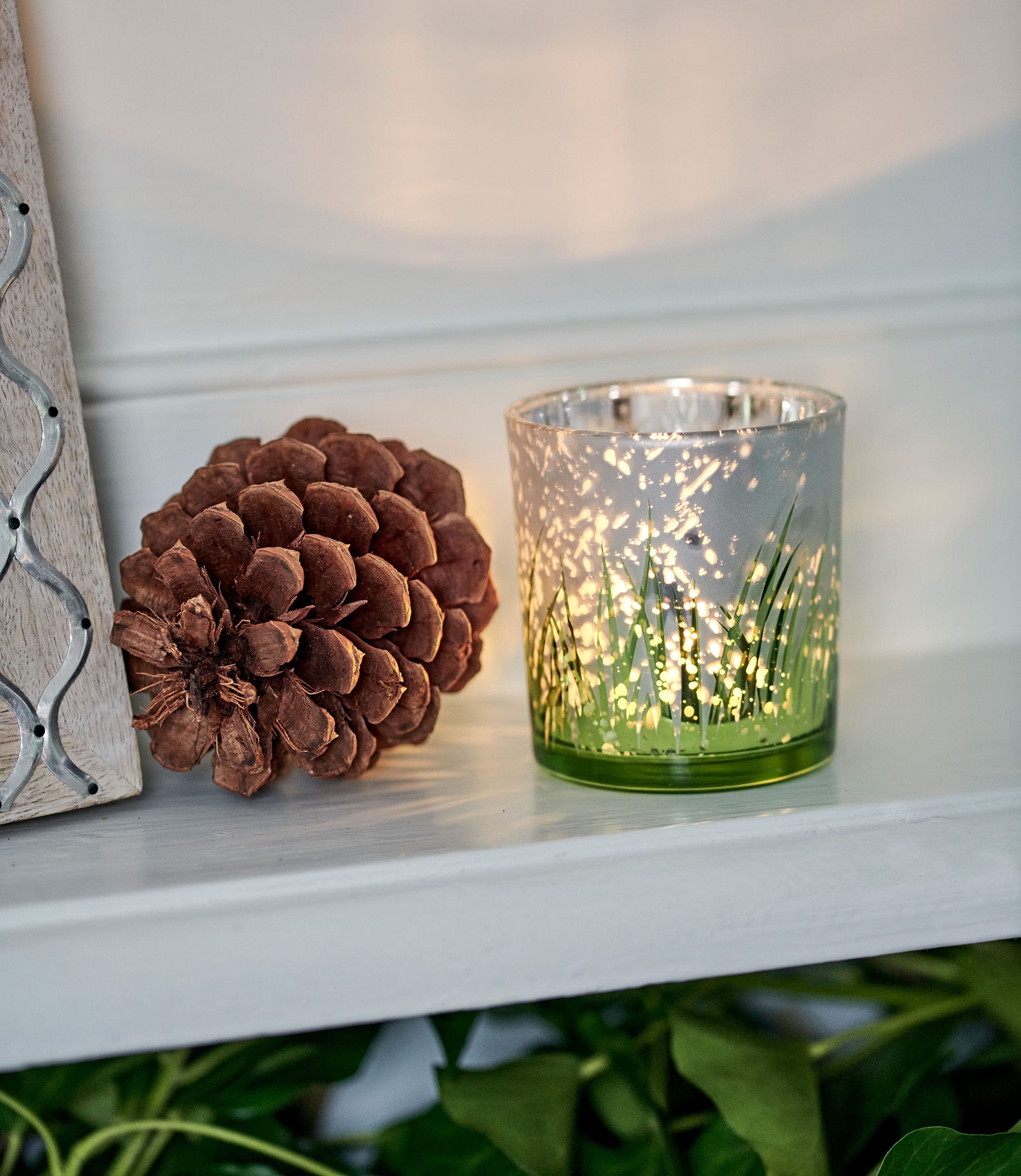 Light Green Tea Light Holder Grass WoolOvers UK