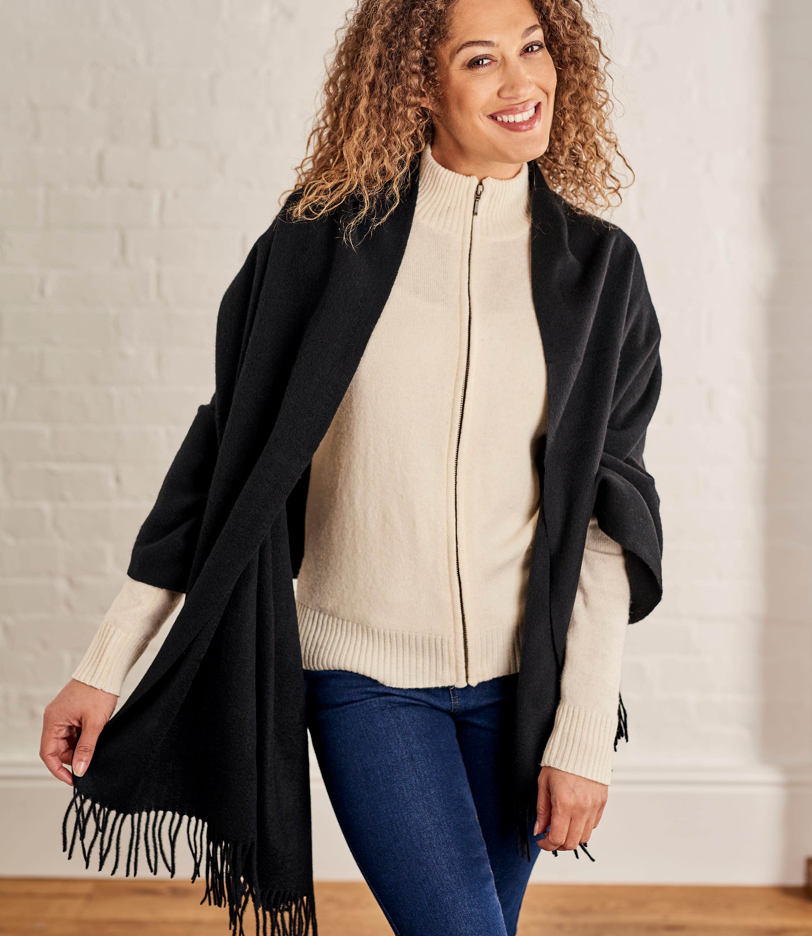 Black | Womens Pure Wool Fringed Scarf | WoolOvers US