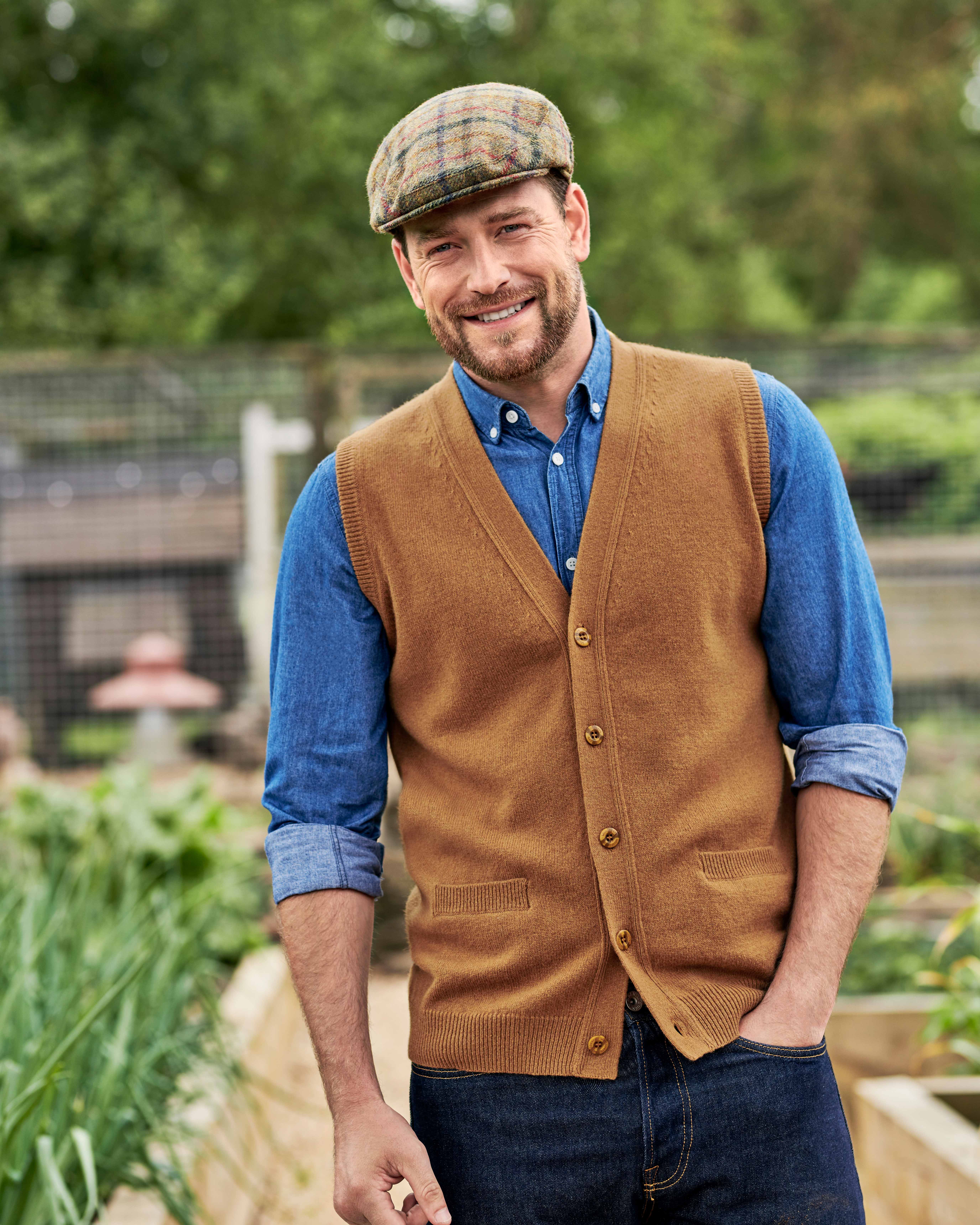 Men's Sleeveless Jumpers & Cardigans Slipovers WoolOvers UK