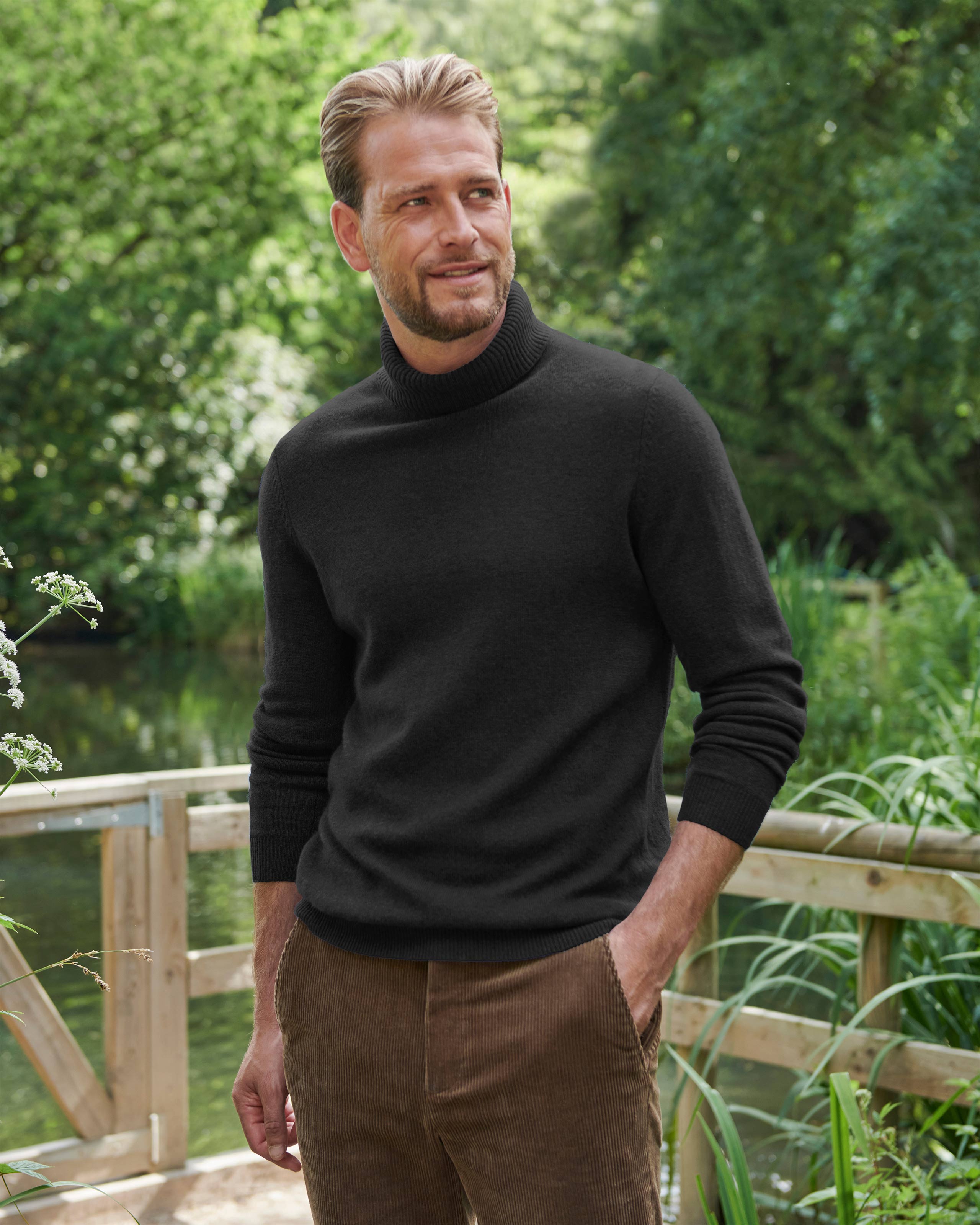 Yuko Nero Cashmere Men Sweater main image 1