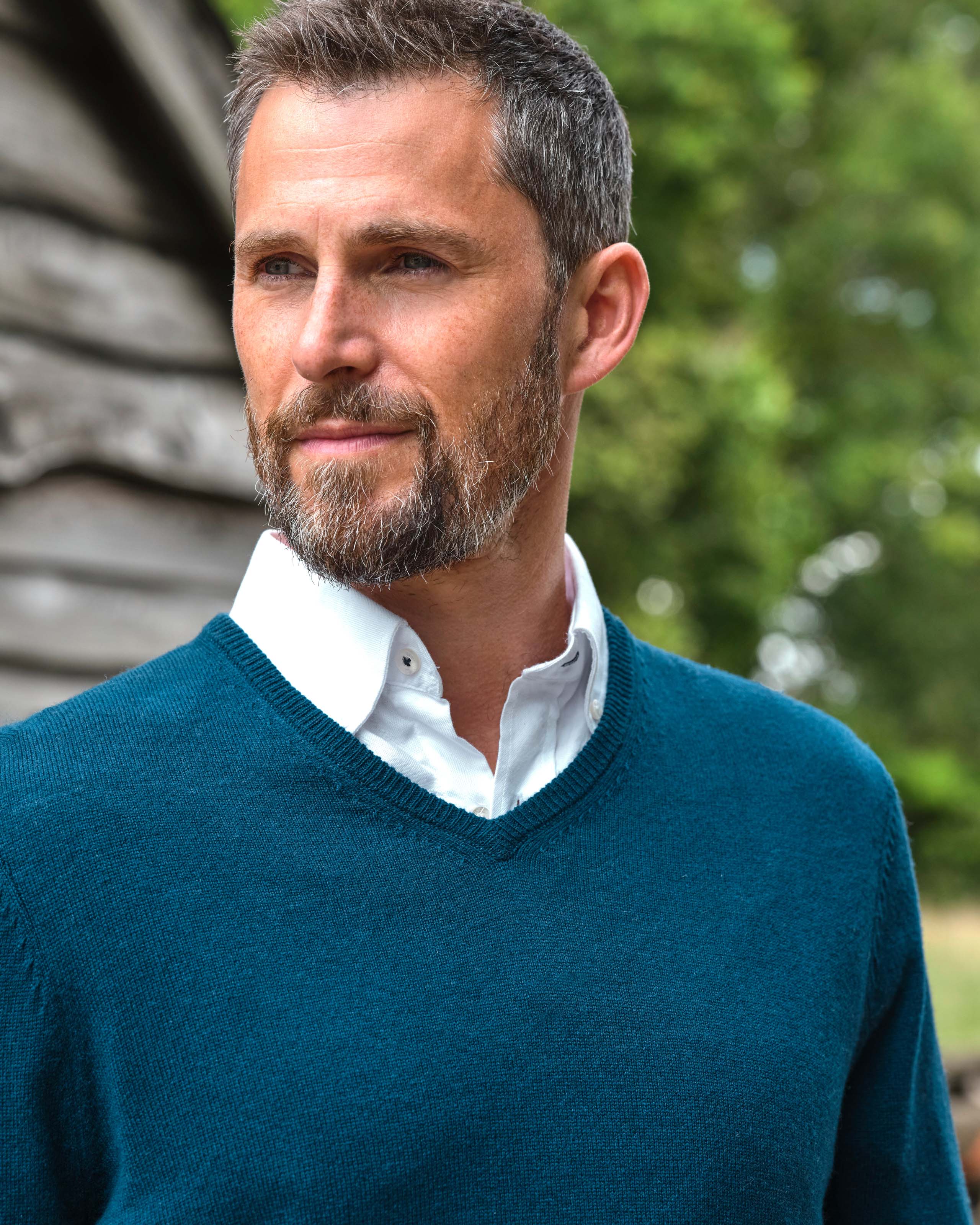 Deep Lake | Cashmere & Merino Classic V Neck Knitted Jumper | WoolOvers UK