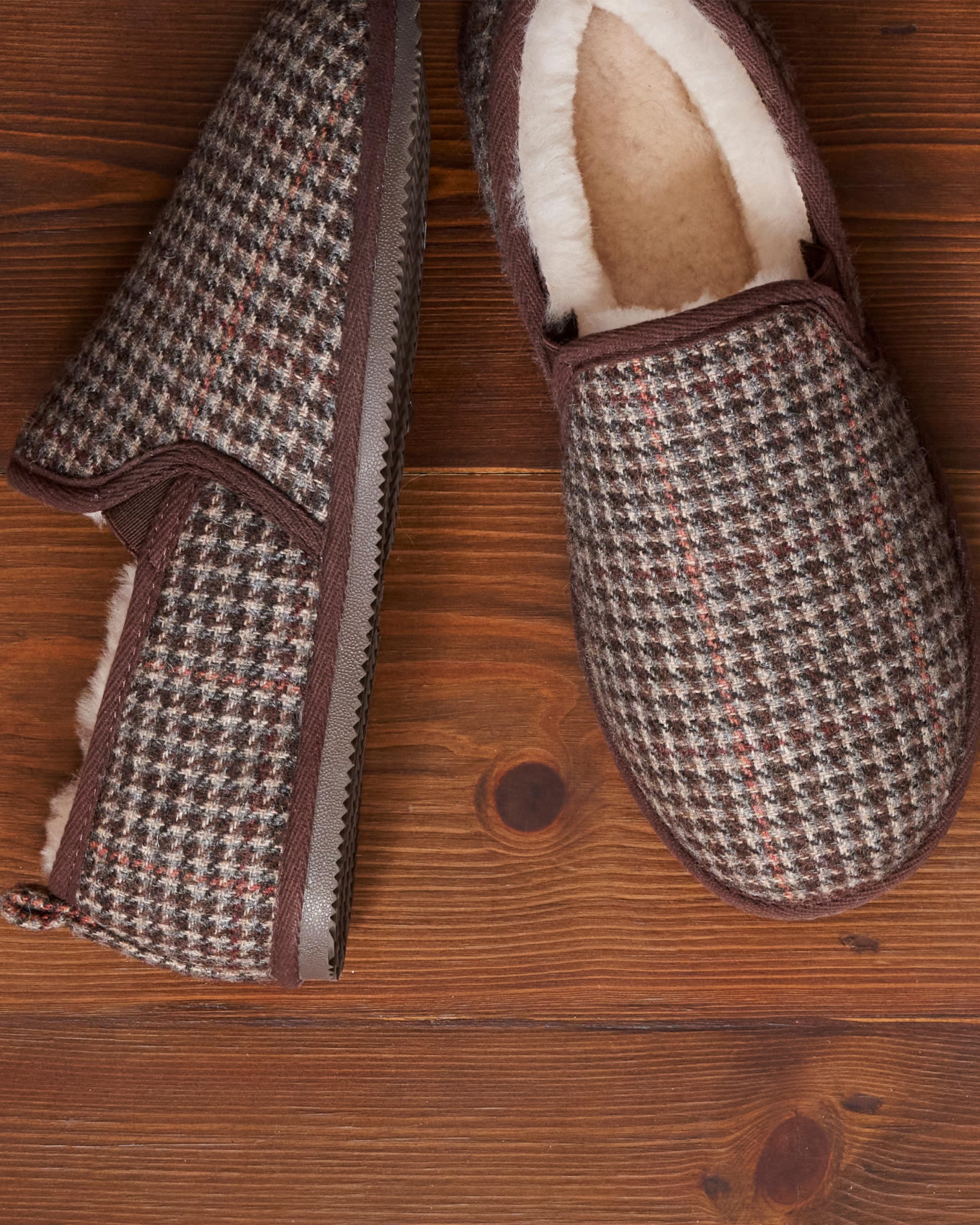 mens knitted slippers