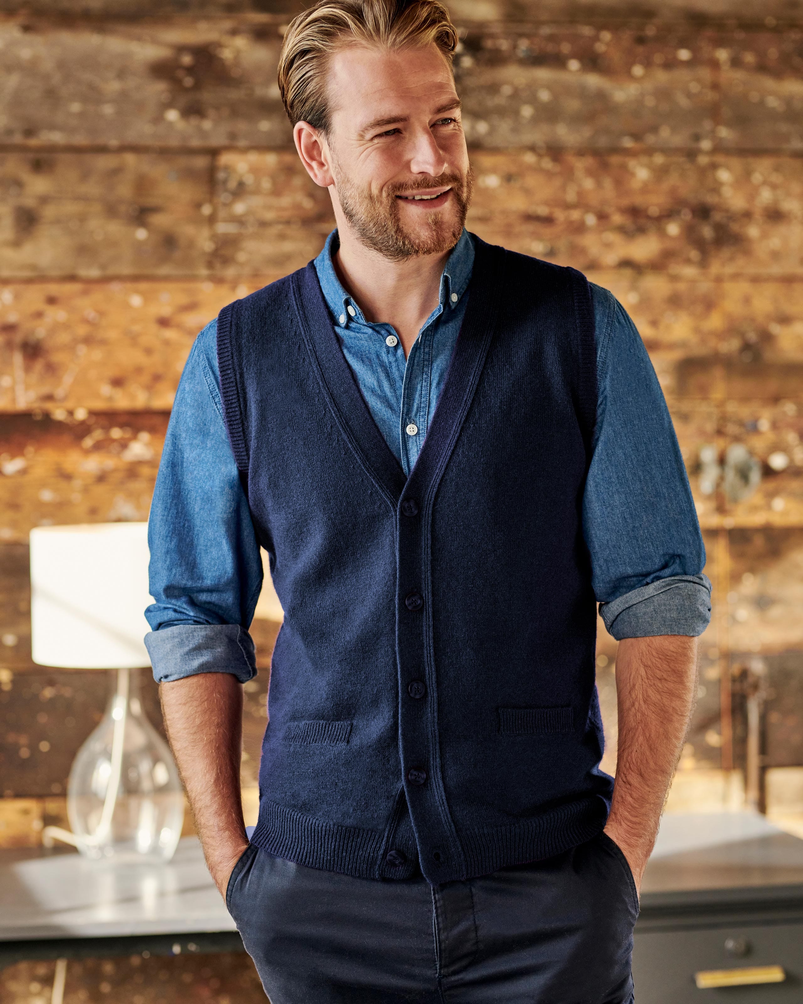Men's Round Neck Hollow Out Sleeveless Knit Top