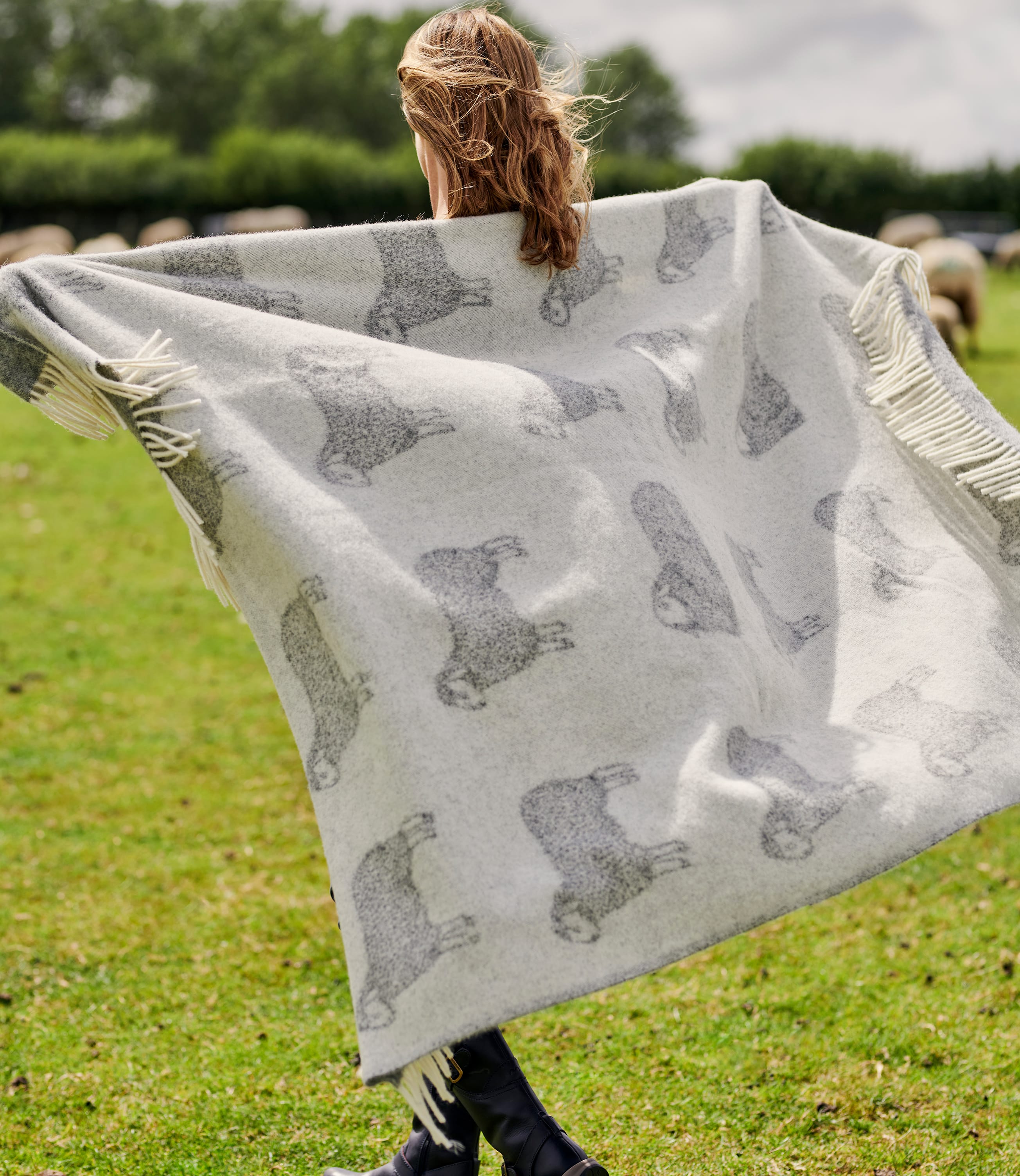 Soft Grey Pure Lambswool Large Sheep Throw