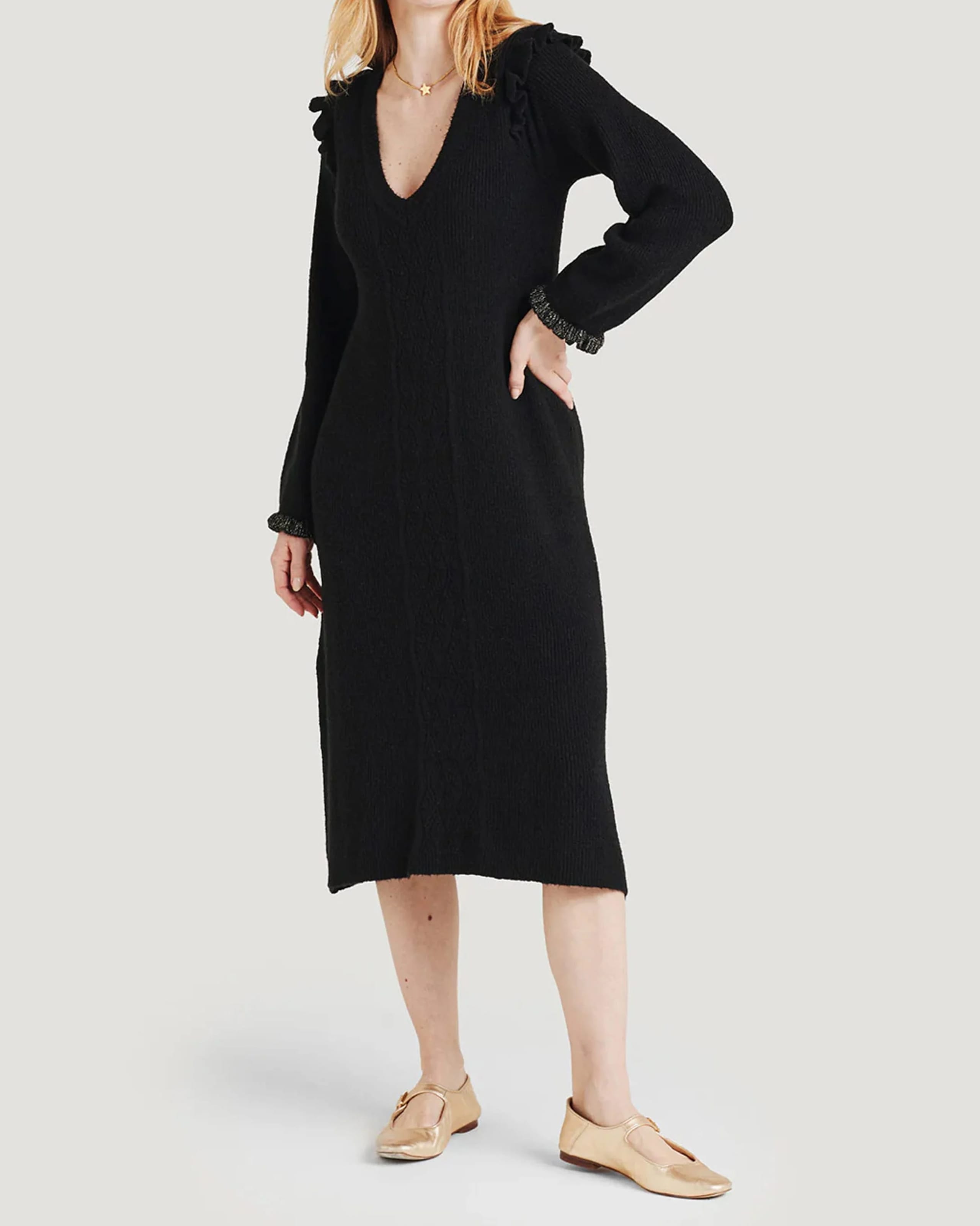 Black And White Flowy Viscose Knit Dress main image 1