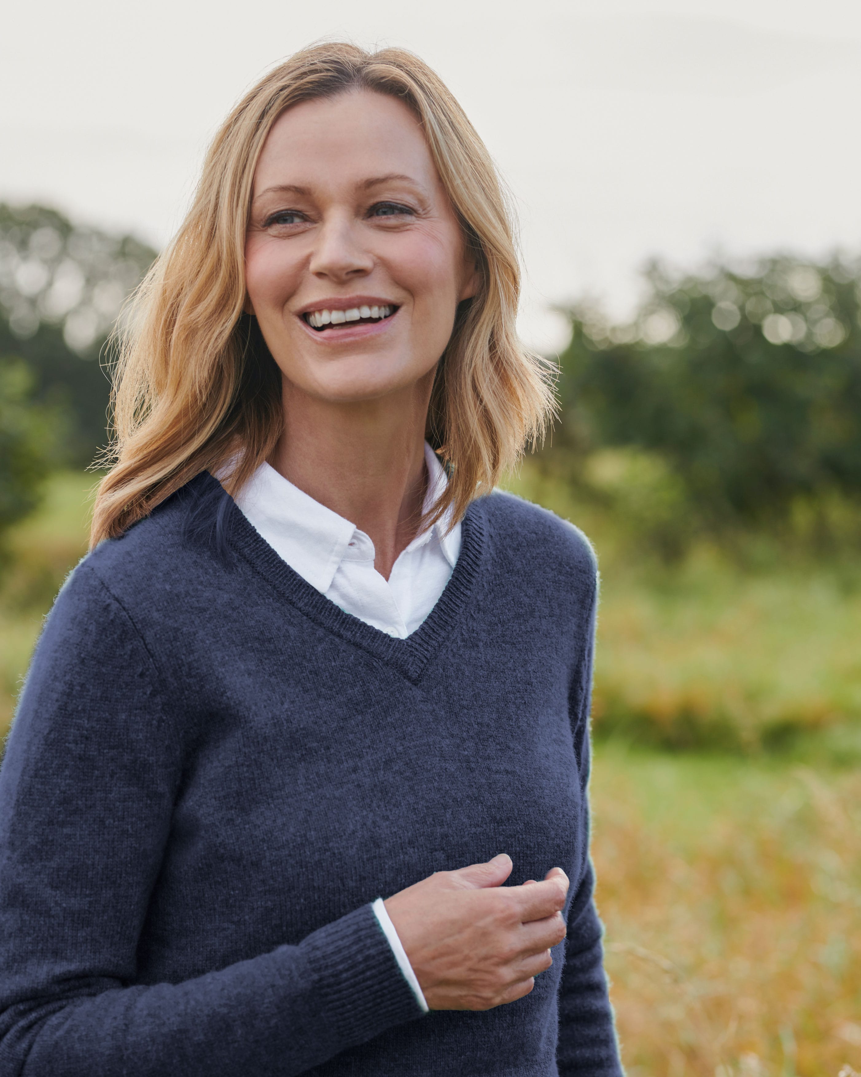 Navy | Womens Lambswool V Neck Jumper | WoolOvers UK