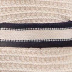 Vanilla/Navy