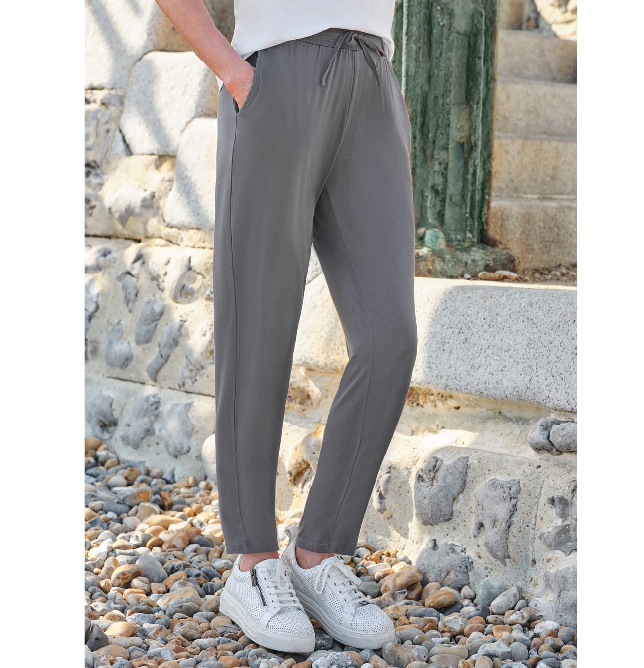 Tapered Soft Jersey Trouser