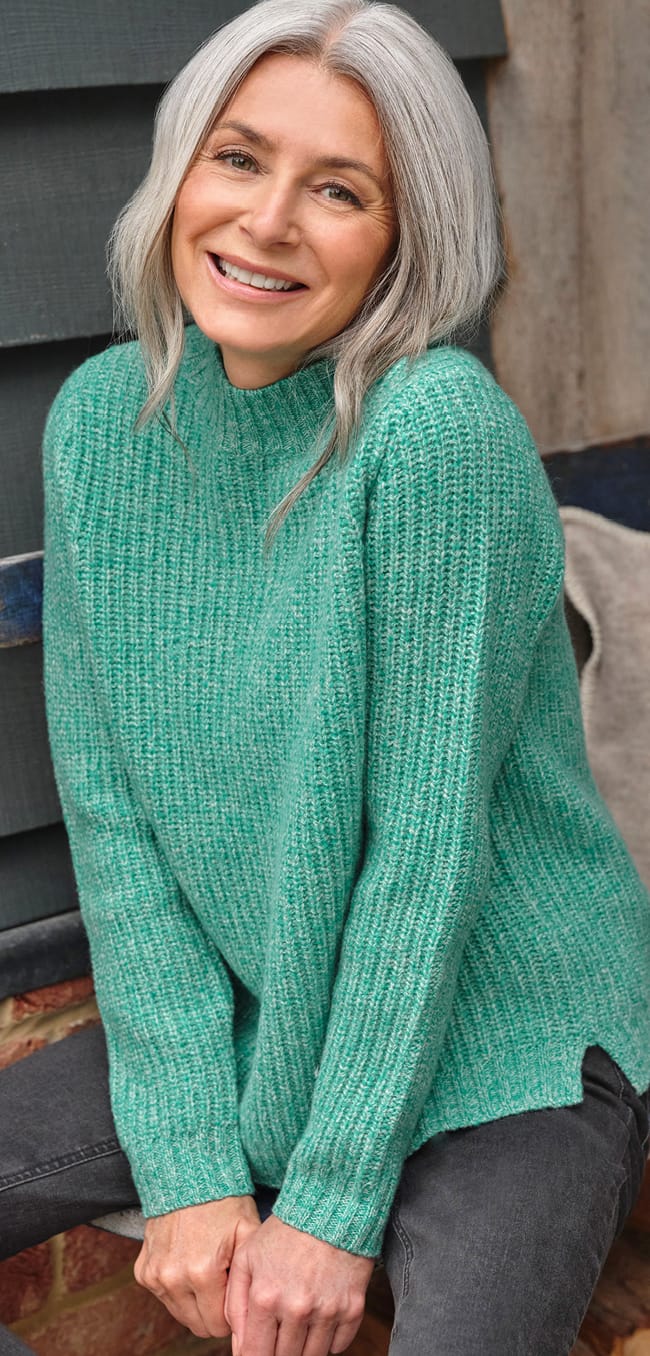 Lambswool Twist Turtle Neck Sweater