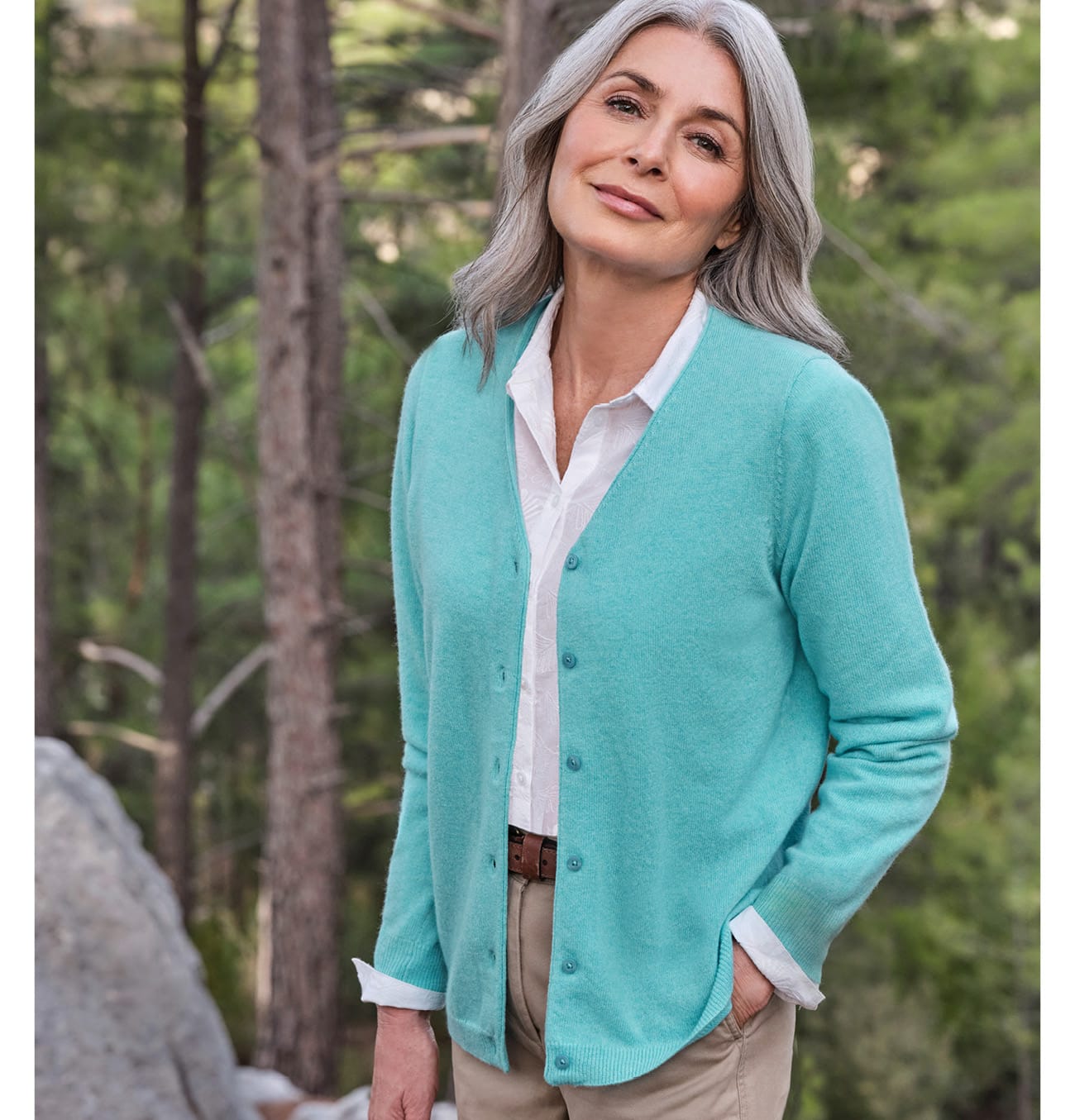 Cashmere Merino Classic V Neck Cardigan