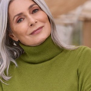 https://content.woolovers.com/upload/1/nav/52aab04f_wo_010926_dd_mob_cashmere.jpg