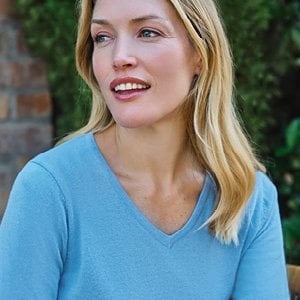 https://content.woolovers.com/upload/1/nav/b8e36fcd_wo_110526_dd_mob_cashmere.jpg